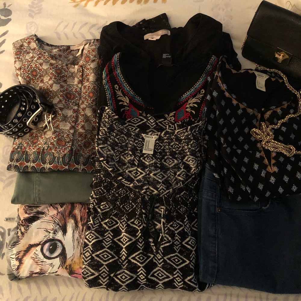 Needs to go!!  Lot of Forever 21 items